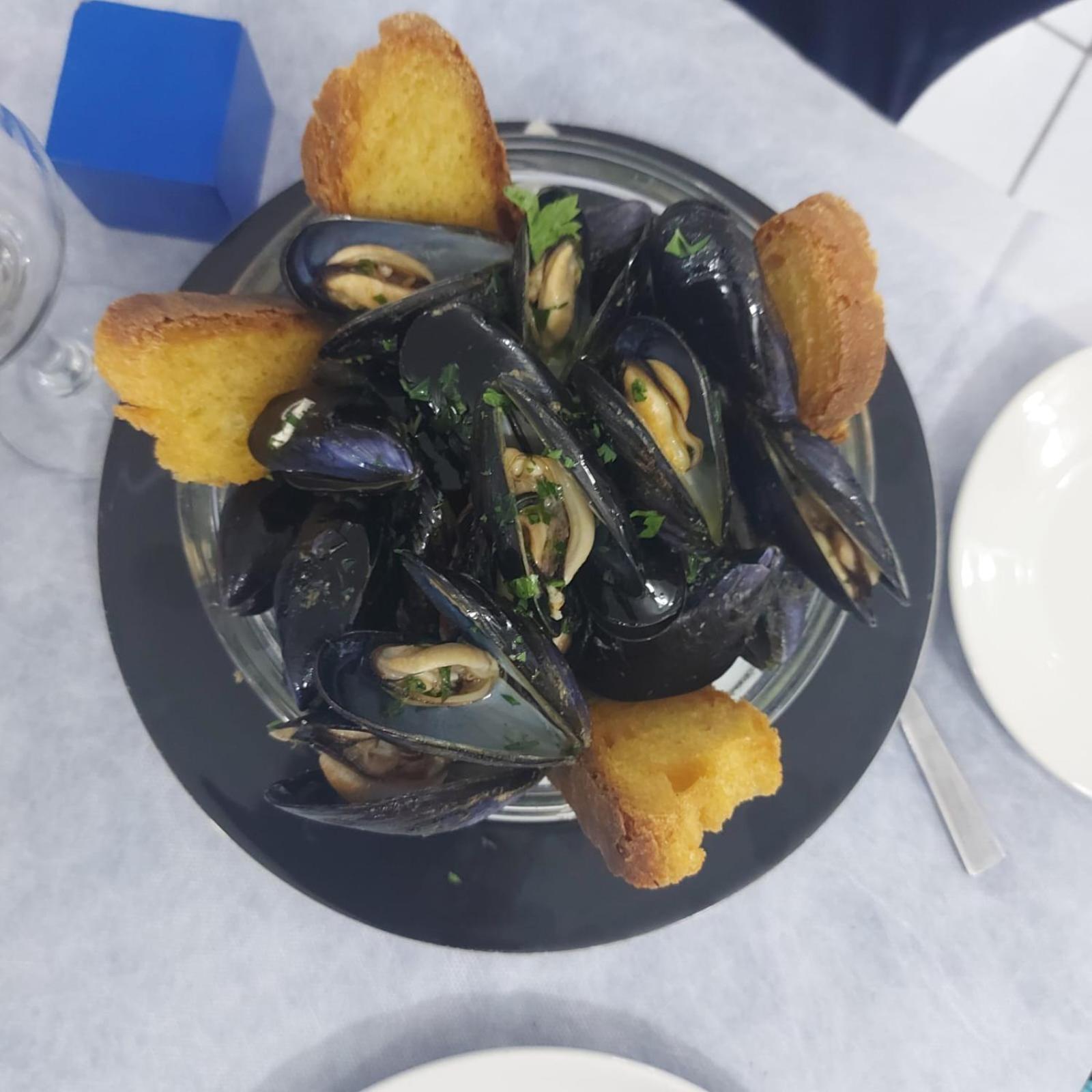 Hotel Caraibisiaco Sul Mare San Pietro in Bevagna Eksteriør bilde